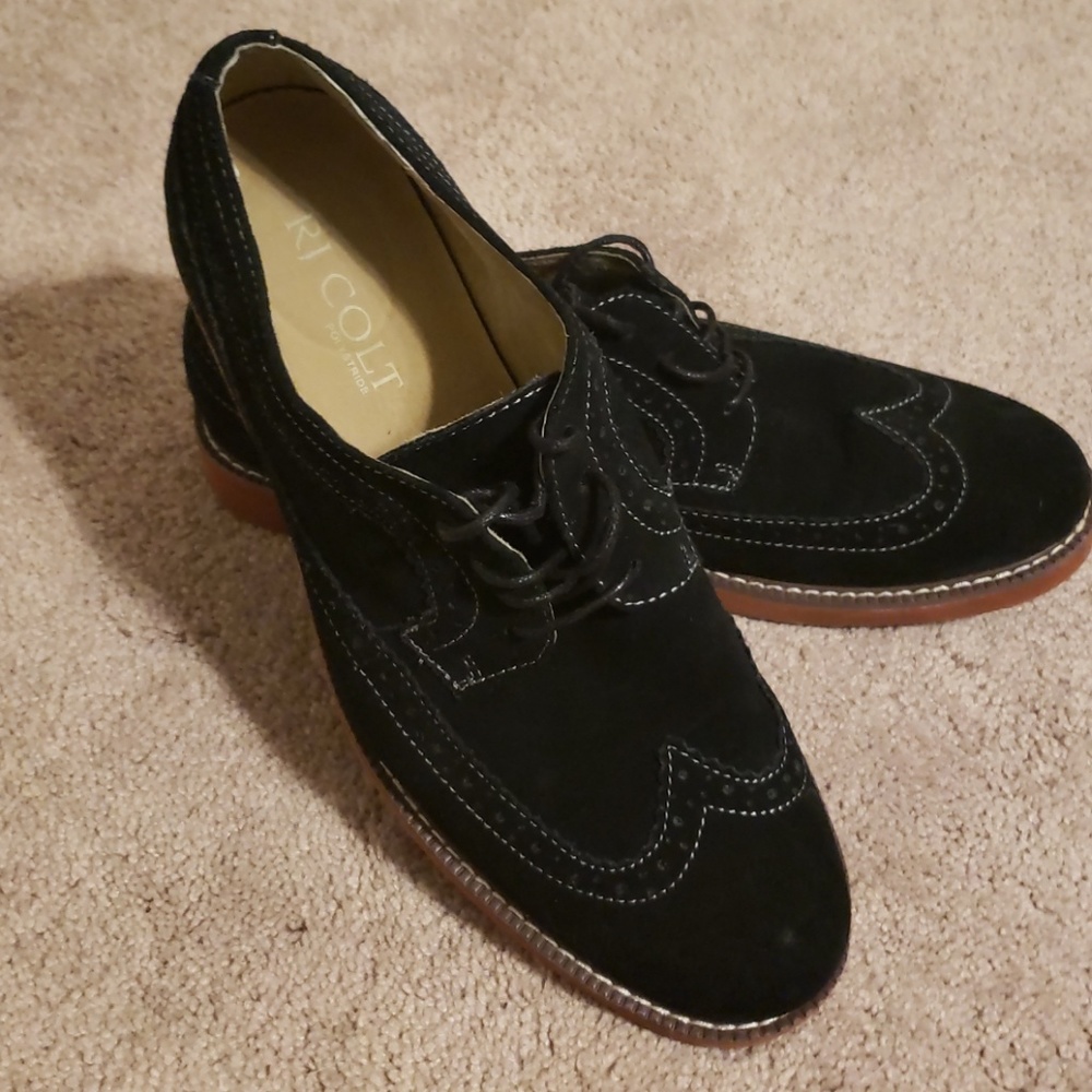 RJ Colt black w/ red soles dress shoes